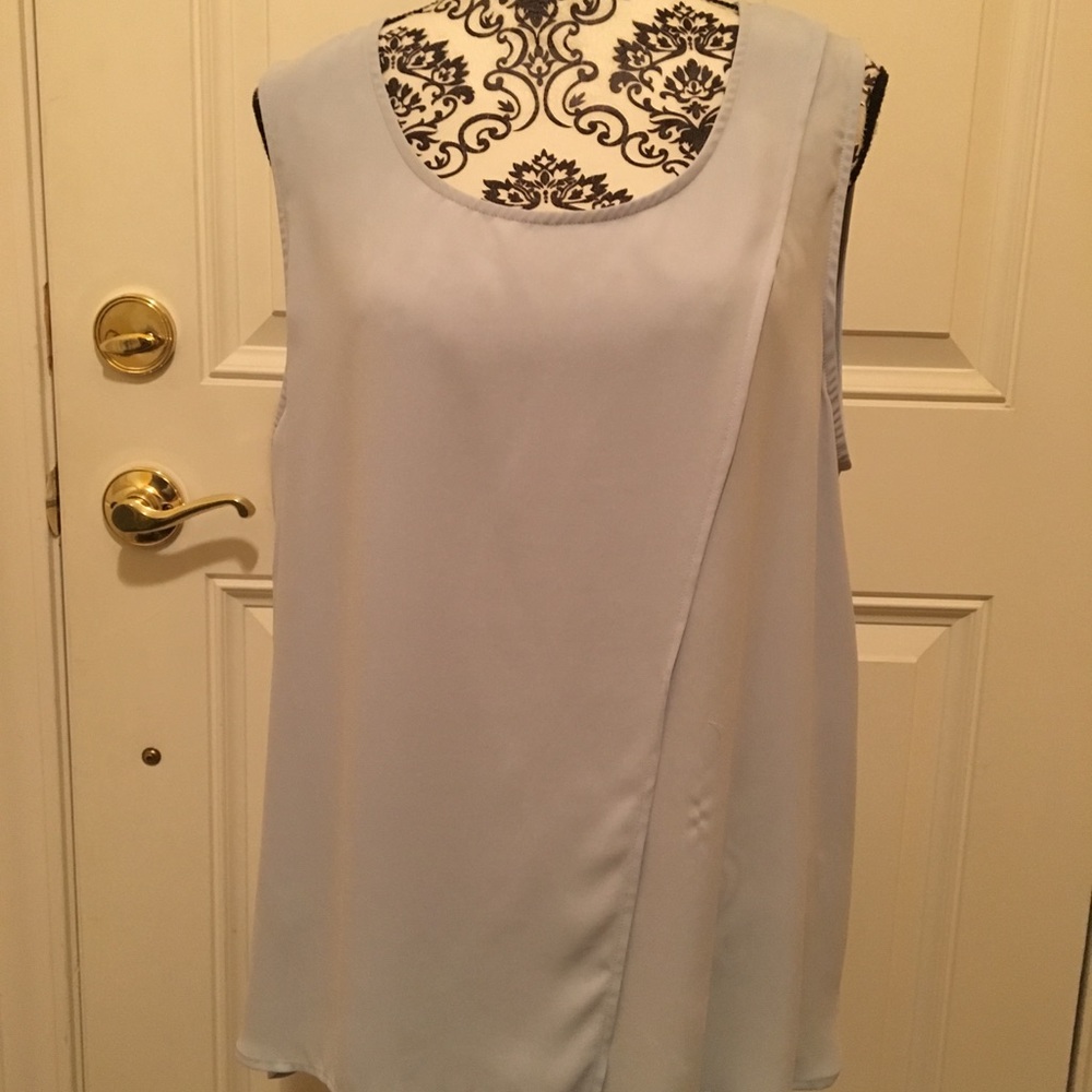 Pleione Tank Top. Size XL.